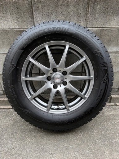 スタッドレスタイヤ　ホイール　4本