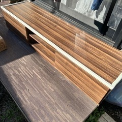 テレビボードの画像