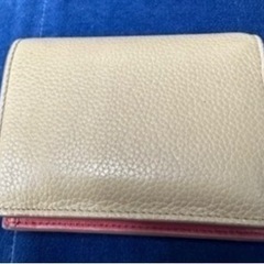 PRADA 二つ折り財布　ピンク×ベージュ