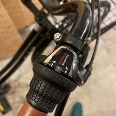 【売約済み】　自転車 ママチャリ 6段変速ギア 26インチ 鍵付 ギア付き dixhuit 黒 ブラック カゴ つき 通学 シティサイクル 変速 ライト付き おしゃれの画像