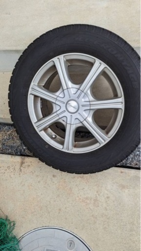 スタッドレスタイヤ