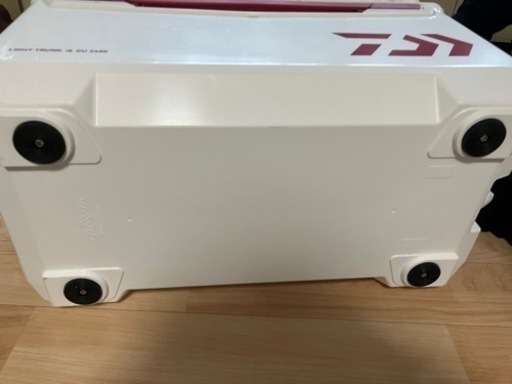 ダイワ　ライトトランクGU 2400