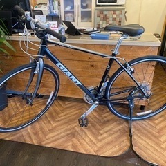 GIANT ESCAPE R3】クロスバイク 3x8sp 700c
