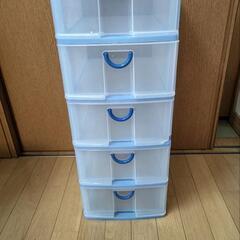 ５段プラ収納の画像