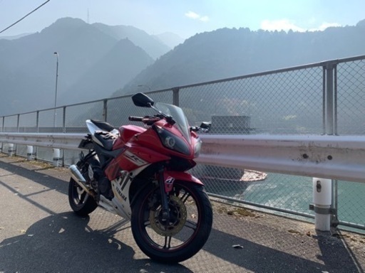 YAMAHA YZF-R15 商談中