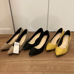 パンプス　23cm    1つ200円　　3つで500円