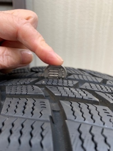 <商談中>スタッドレスタイヤ 195/65R15 4本セット