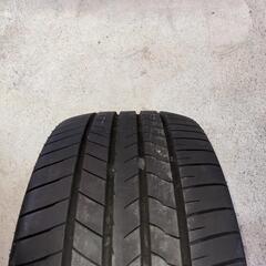 275/40R20 ランフラットタイヤ R用 1本の画像