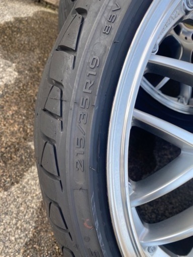 19インチ　タイヤホイールセット　114.3 セダン　ワゴン車などに　タイヤほぼ新品