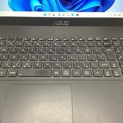 ノートパソコン　ASUS X551CAの画像