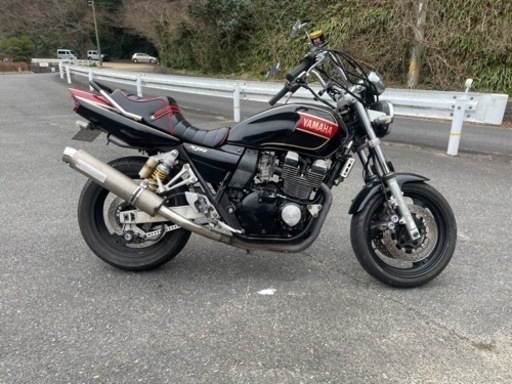 ヤマハ XJR400R