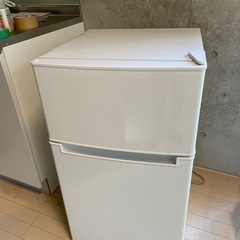冷蔵庫　9ヶ月間使用　【保証期間】