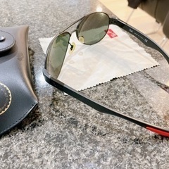 レイバン サングラス ケースありの画像