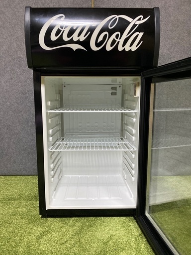 コカコーラ冷蔵庫　2015年