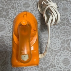 小型スチームアイロンの画像