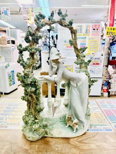 リヤドロ メランコリック・ムード IN THE BALUSTRADE