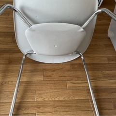 studio trojka　ダイニングチェアの画像
