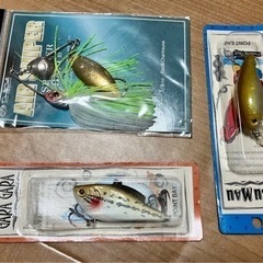 [取引予定あり]ルアー輸入品（3個組み）無料!