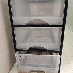 プラスチック衣装ケース　３段