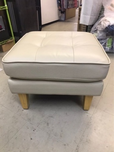ベージュ　オットマン　家具　W500D500H350 中古品 ③