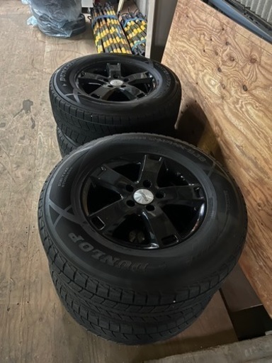 JEEP JLラングラー　スタッドレスタイヤ、ホイール