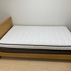 セミダブルベッド(ニトリ製/2019年12月購入)