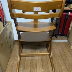ベビー椅子　無料　引き渡し希望の方と話合い中の画像