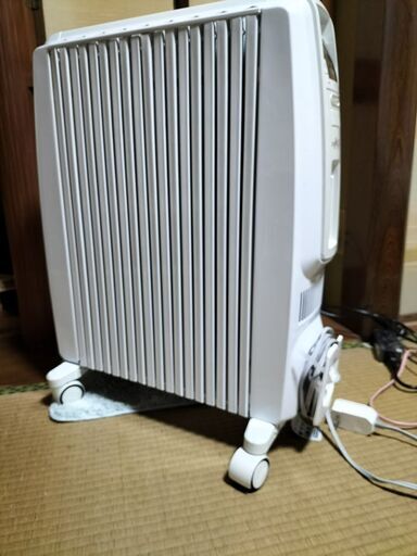 デロンギ　ドラゴンデジタル　オイルヒーター