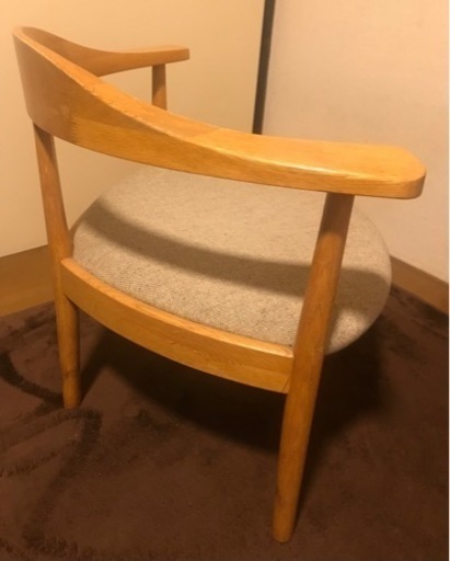 名作　秋岡芳夫のあぐらのかける椅子