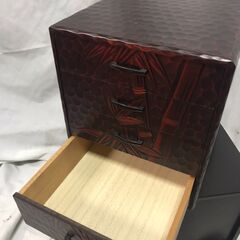 鎌倉彫　小引き出し4段の画像