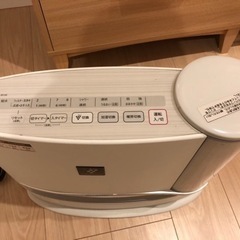 SHARP製 セラミックファンヒーター（プラズマクラスター、加湿器）の画像