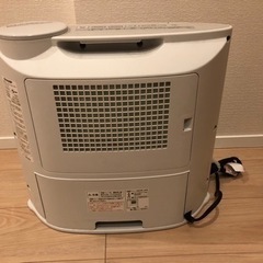 SHARP製 セラミックファンヒーター（プラズマクラスター、加湿器）の画像
