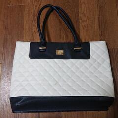 ピンキー&ダイアン バック