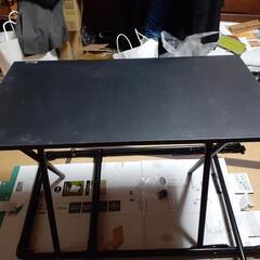 サイドテーブルの画像