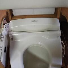 TOTO ウォシュレット付ポータブルトイレの画像