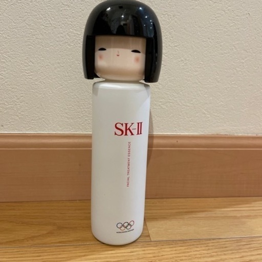 SKII フェイシャルトリートメントエッセンス人形
