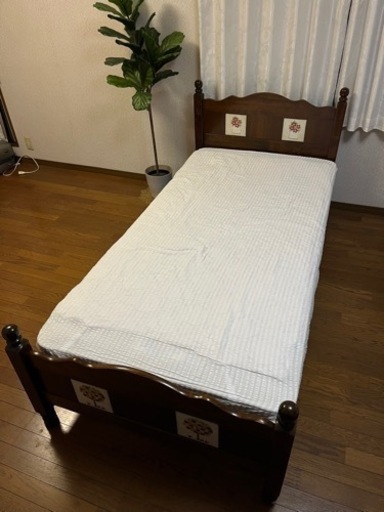シングルベッド　マットレス付き