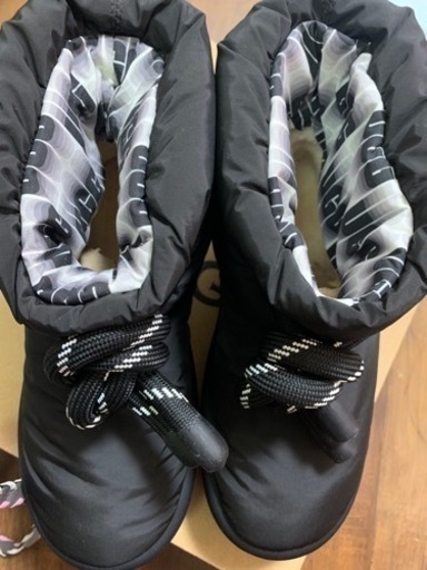 UGG今期物★正規店購入★新品✨26cm★黒ブーツ