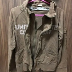 【まとめ売り】ジャケット1着&パーカー3着セットの画像