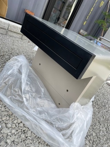 LIXIL埋め込みポスト　傷あり