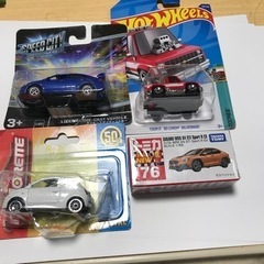 決まりました😊ミニカーセット😊4個新品お値下げ