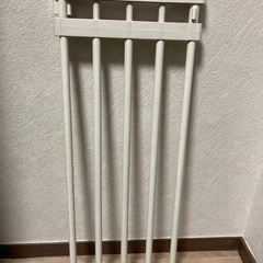 突っ張り棚　2023年2月末まで