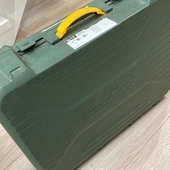 タイヤ　チェーン　美品　【カーメイト】【バイアスロン】タイヤチェーン