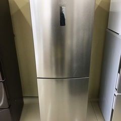 HJ209 【中古】Haier 冷凍冷蔵庫 2JR-27A 2ドア　22年製 HJ209 【中古】Haier 冷凍冷蔵庫 2JR-27A 2ドア 22年製