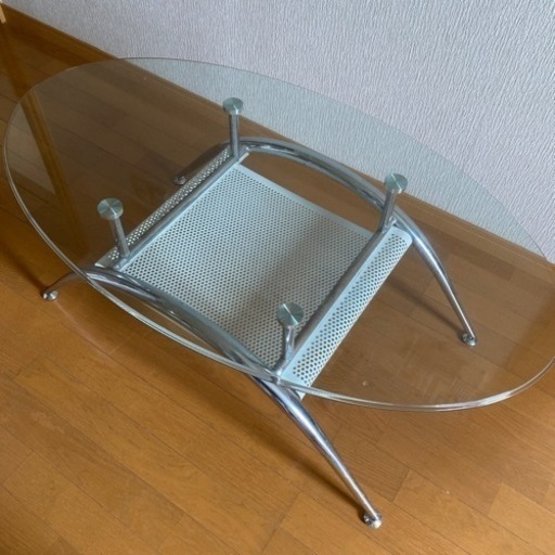 ガラステーブル