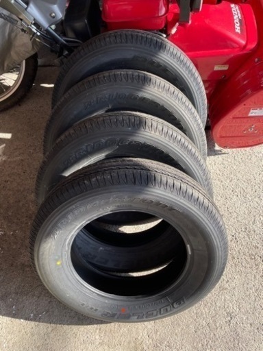 夏タイヤ4本セット　ジムニーjb64 （新車はずし）