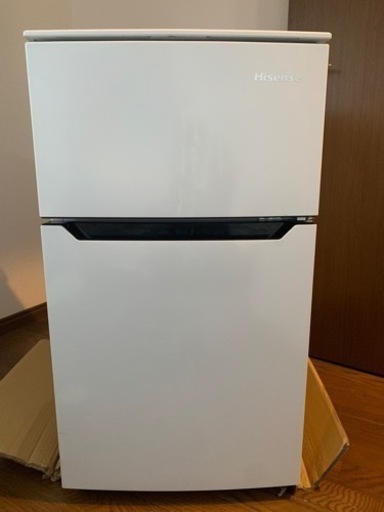 【今週まで】持ち運び便利❗️Hisense冷蔵庫93L容量