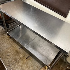 ステンレス　作業台　可動式　決まりました！