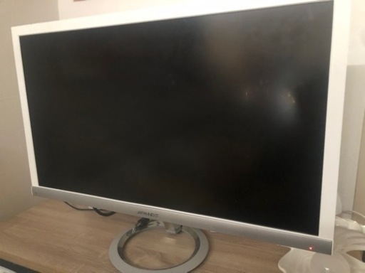ジャンク品JAPANNEXT 27型モニター 白色珍しいです！