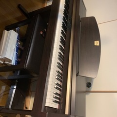 電子ピアノ